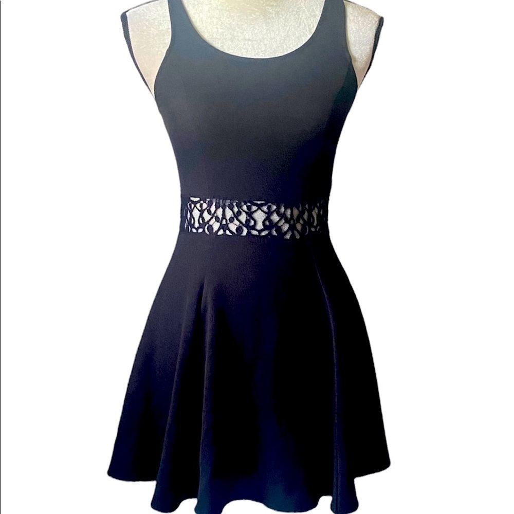 COPY - H&M DIVIDED-LITTLE BLACK DRESS